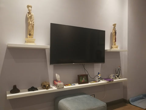 TV Shelves
