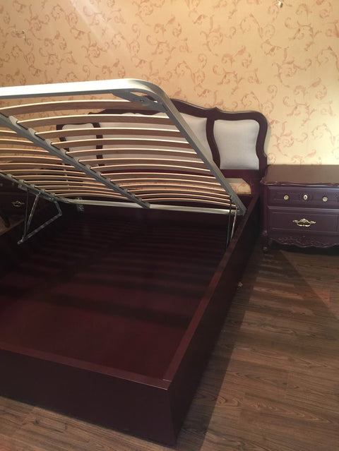 Classic Master Bed Storage