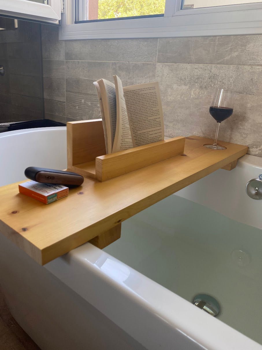 http://wood-workers.co/cdn/shop/products/wooden-bathtub-tray-583370.jpg?v=1689846066&width=1024