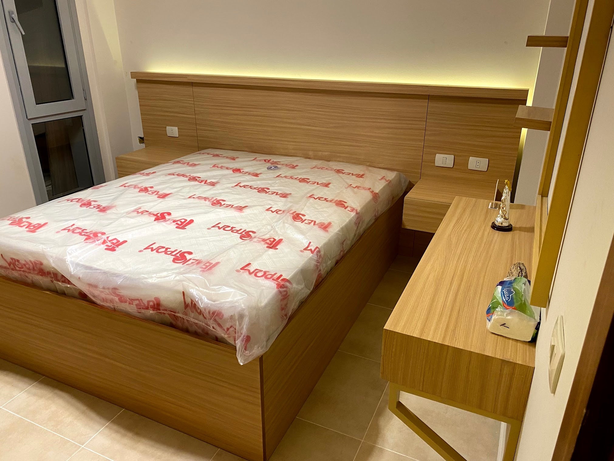 Modern Oak Summer Bedroom