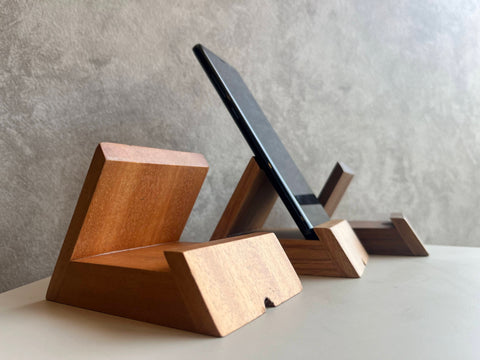 Handcrafted Wooden Mobile Holder – Sleek and Functional