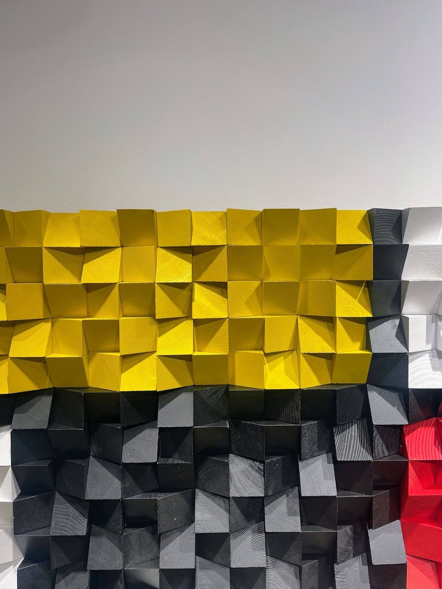 فن حائط خشبي حديث